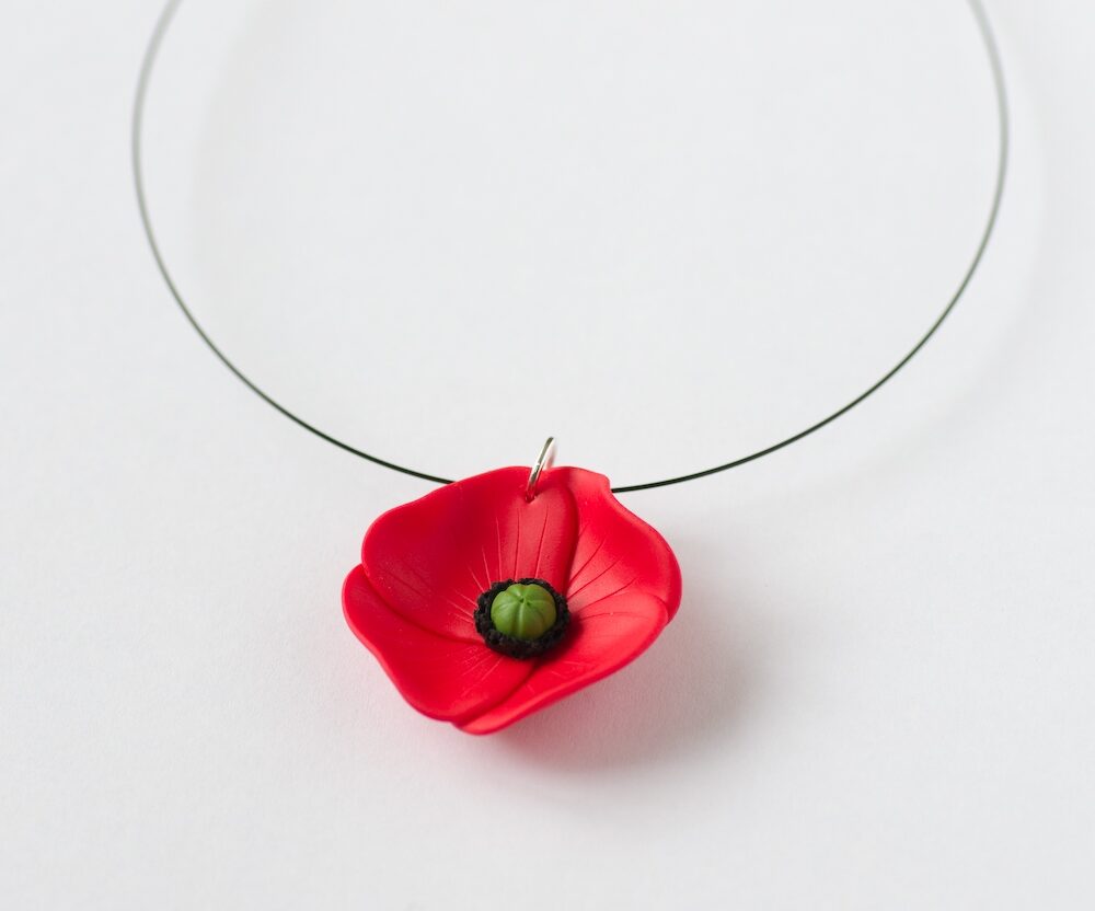 Collier coquelicot