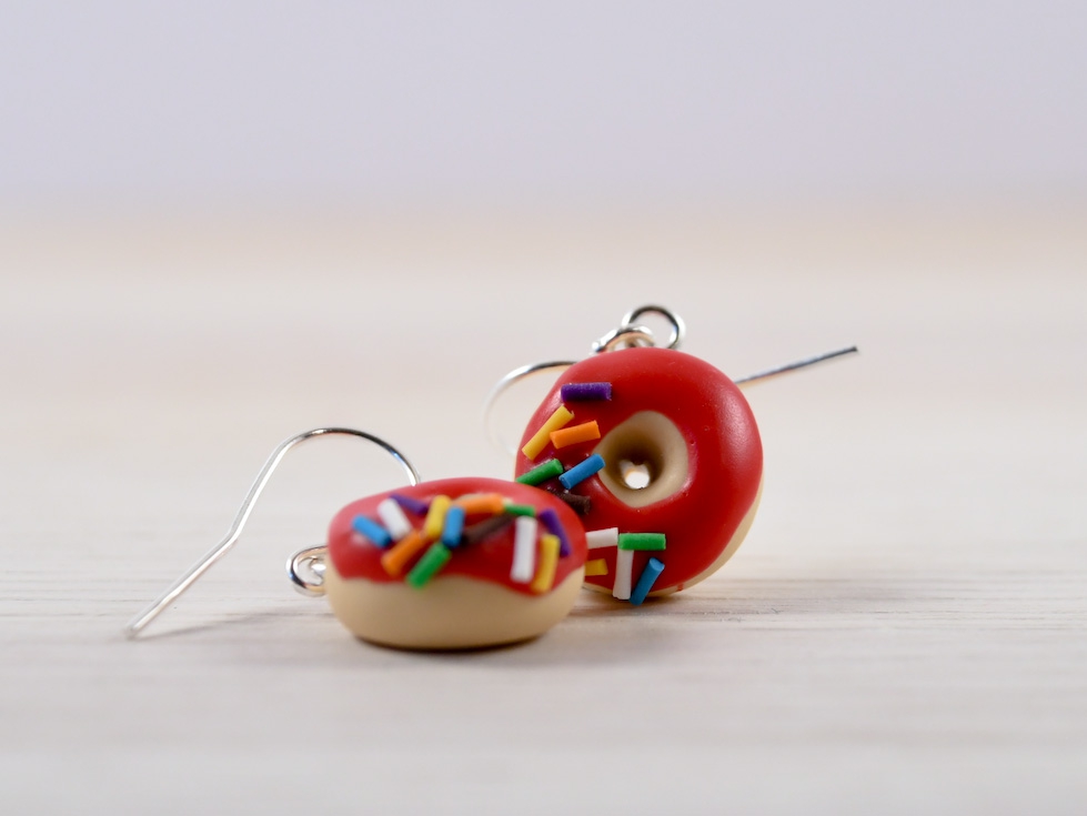 Boucles d'oreilles donuts rouges