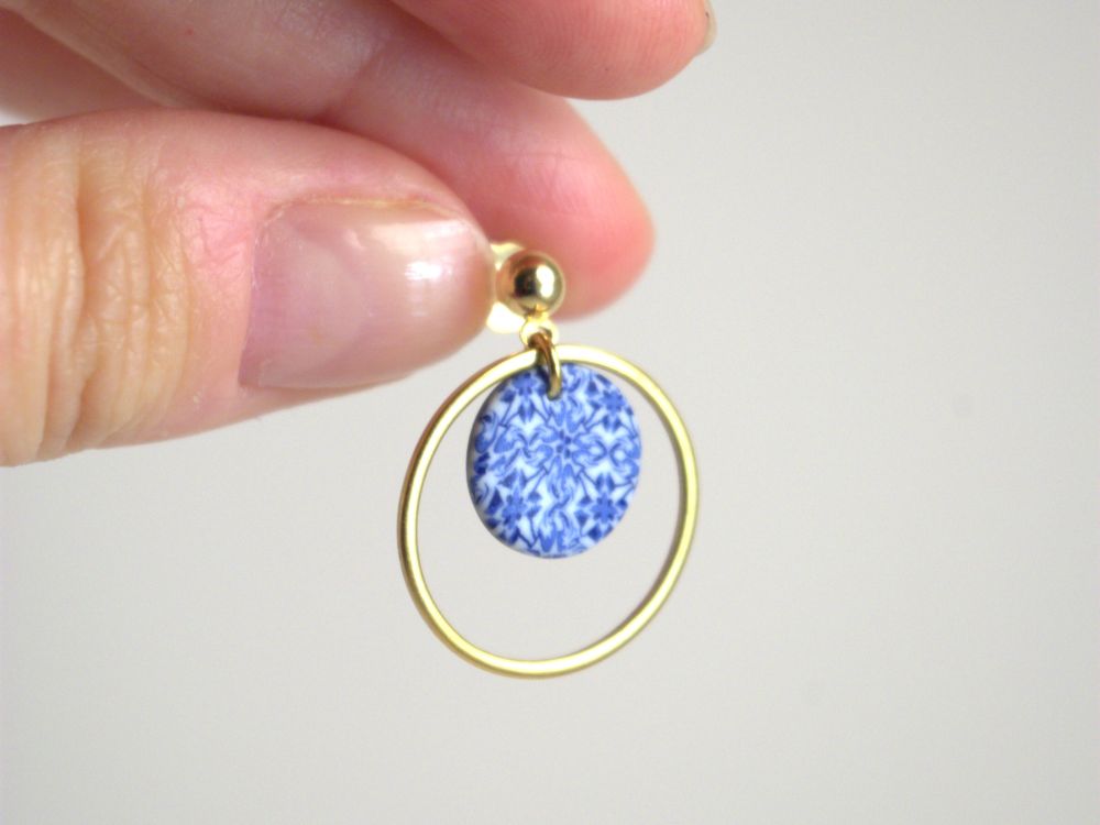 boucles d’oreilles clous bleues artisanales