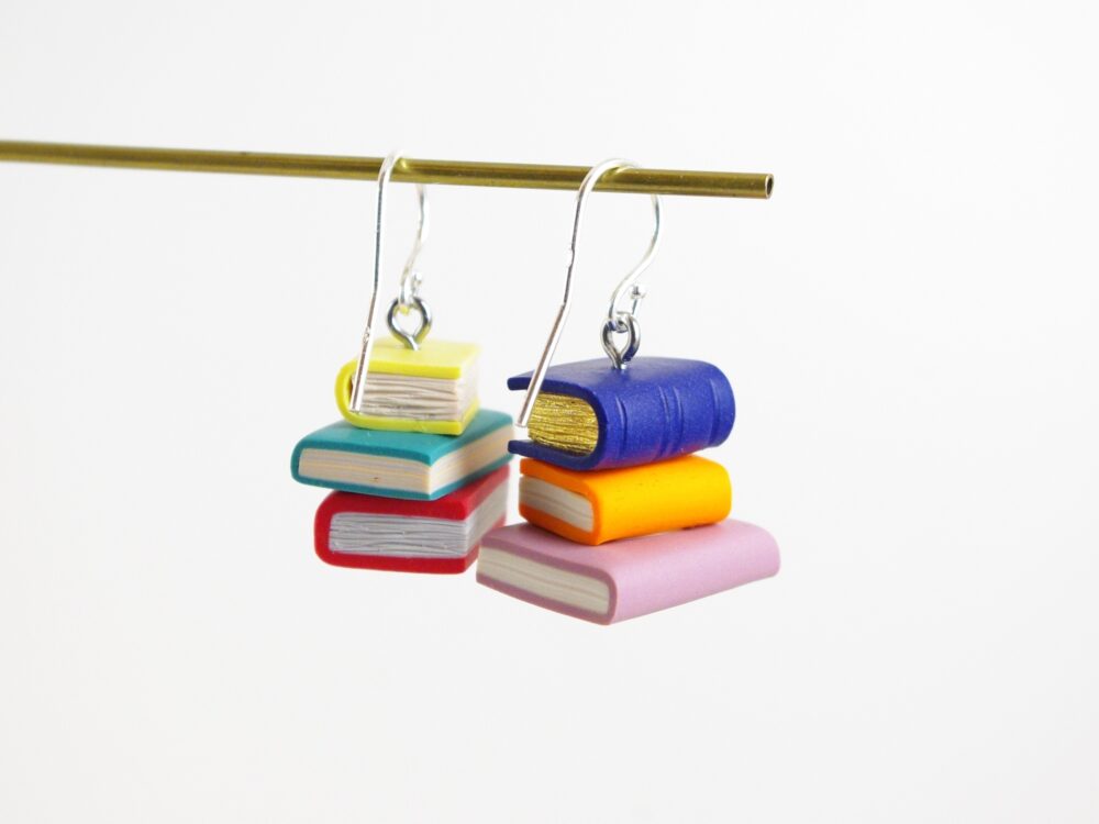 boucles d'oreilles livres