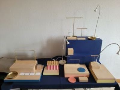 Disposition stand bijoux fantaisie